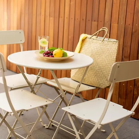 Ferreiros By Heart Of Daire Funchal